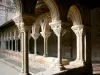 モイサック修道院 - 修道院サンピエールドモワサック：ロマネスク様式の回廊の首都が彫られた柱