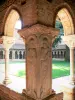 モイサック修道院 - サンピエールドモワサック修道院：ロマネスク様式の回廊の彫刻