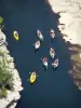 阿尔代什峡谷 - 独木舟在阿尔代什河上航行