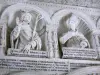 Abadía de Solesmes - Abadía benedictina de Saint-Pierre de Solesmes: En el interior de la abadía: hastial norte: Santos de Solesmes (estatuas): los teólogos