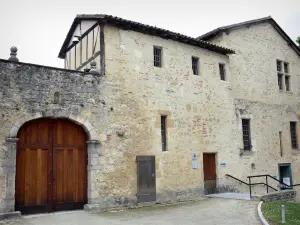 Abbaye d'Arthous - La entrada a la abadía de Sainte-Marie Arthous