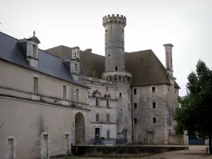 Abbaye de Saint-Savin - Bâtiments monastiques