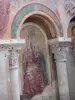 Abbaye de Saint-Savin - Intérieur de l'église abbatiale : peintures murales (fresques) et chapiteaux sculptés