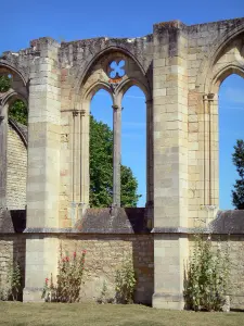 Abbaye de La Sauve-Majeure - Baies gothiques du réfectoire