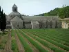 L'abbaye de Sénanque - Guide tourisme, vacances & week-end dans le Vaucluse