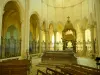 Abbazia di Pontigny - All'interno dell'abbazia: coro e altare di Sant'Edme