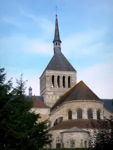 Abdij van Fleury - Abdij van Saint-Benoît-sur-Loire: romaanse basiliek (Abdijkerk)