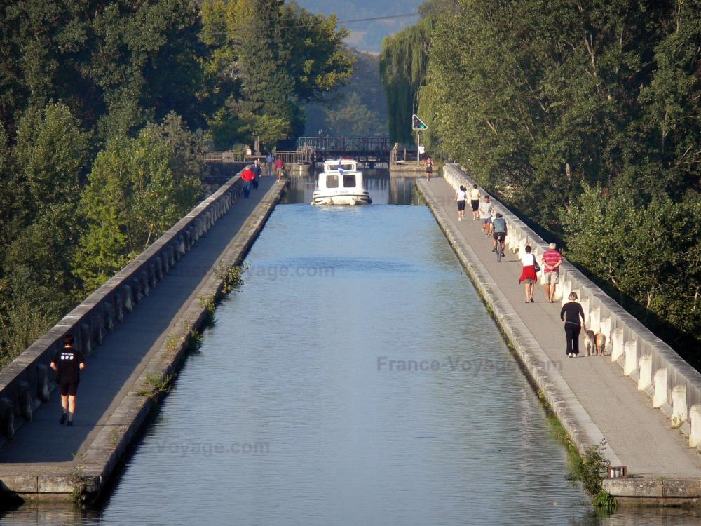 Photos Agen Guide Tourisme & Vacances