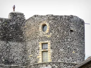 Alba-la-Romaine - Detalle del castillo de Alba