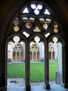 Ambronay abbey - Former Benedictine abbey (Cultural centre): arches of the Gothic cloister