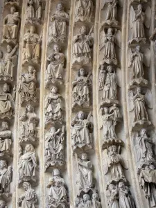 Amiens - Cathédrale Notre-Dame (style gothique) : sculptures
