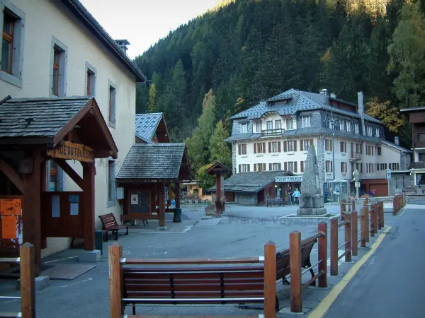 Argentière - Square and houses of the village (ski resort)