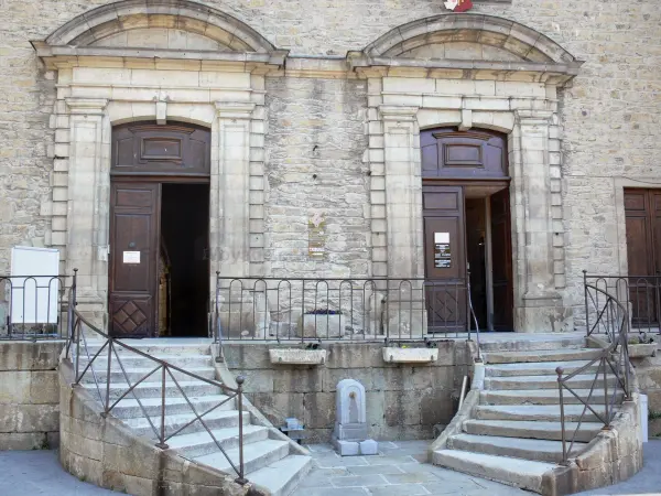 Aubenas - Guía turismo, vacaciones y fines de semana en Ardèche