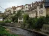 Aubusson - Maisons dominant la rivière (la Creuse)