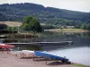 Autun - Kaart van het meer van Vallon, ponton, banken, recreatiecentrum (nautische), boten, bomen en bos