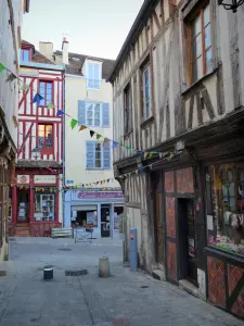 Auxerre - Half-timbered houses in the old town
