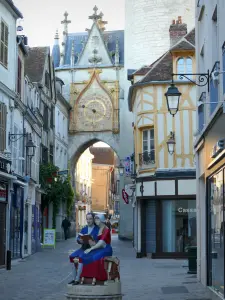 Auxerre - Statue of the writer Restif de la Bretonne, Porte de l'Horloge and houses of the old town