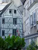 Auxerre - Maisons à pans de bois de la vieille ville