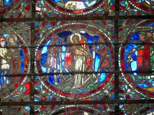 Auxerre - Inside the Saint-Étienne cathedral: stained glass window