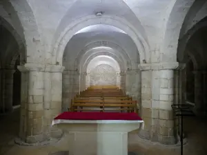 Auxerre - Romanesque crypt in St. Stephen's Cathedral