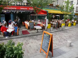 Barrio Latino - Terrazas de los restaurantes de la calle de Bûcherie