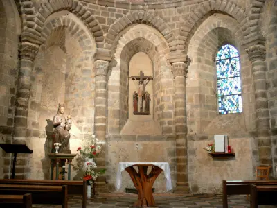 Basiliek van Évron