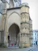 Bayonne - Porche de la cathédrale Sainte-Marie