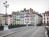 Bayonne - Pont Pannecau sur la Nive et façades du Petit Bayonne