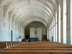 Le Bec-Hellouin - Abbazia di Bec-Hellouin: chiesa abbaziale di nuova costruzione situata nell'antico refettorio