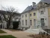 Belley - Episcopal palace home to the municipal library, park and Saint-Jean-Baptiste cathedral