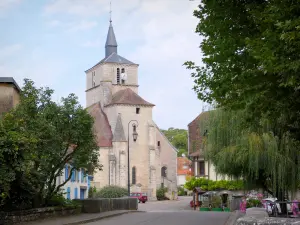 Bèze - Sint-Remi kerk