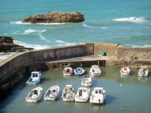 Biarritz - Vissershaven en afgemeerde boten