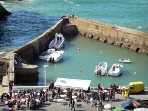 Biarritz - Vissershaven en afgemeerde boten