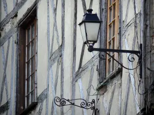 Billom - Lamppost, windows and wood-framed facade in the medieval town (medieval quarter)