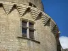 Bonaguil castle - Mullioned window of the main tower