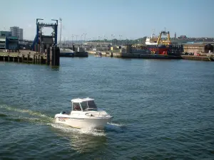 Boulogne-sur-Mer - Boot zeilen en de haven