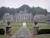 Bourbansais castle - Castle, path lined with lawns, trees