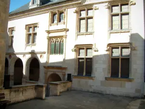 Bourges - Hôtel Lallemant abritant le musée des arts décoratifs