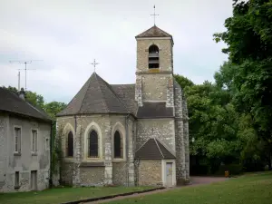 Boussy-Saint-Antoine - Iglesia de San Pedro