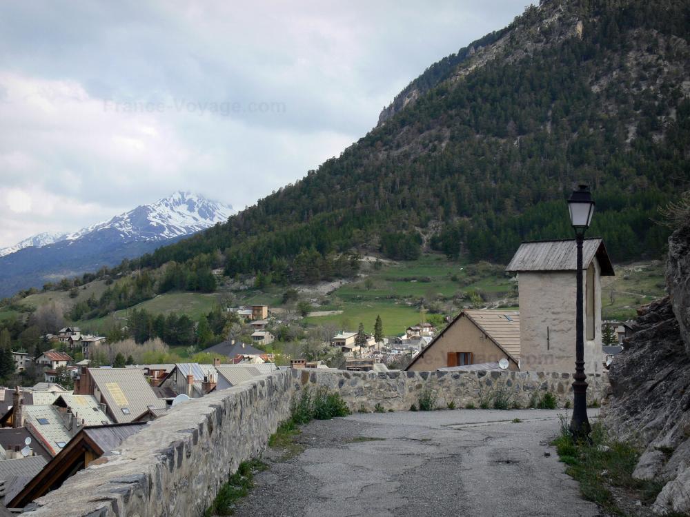 rampart de briancon -