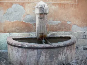 Briançon - Upper town (Vauban citadel, fortified town built by Vauban): fountain