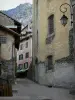 Briançon - Upper town (Vauban citadel, fortified town built by Vauban): alley lined with houses