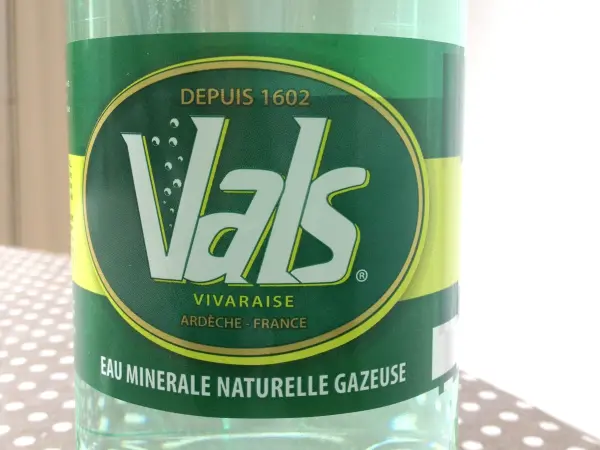 Bronwater van Vals - Gids voor gastronomie, vrijetijdsbesteding & weekend in de Ardèche