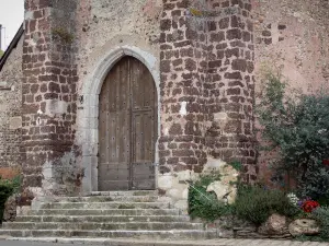 Brou - Portaal van de kerk Saint-Lubin