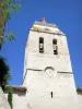 Buis-les-Baronnies - Clocher de l'église Notre-Dame-de-Nazareth surmonté d'une statue de la Vierge