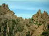 Les Calanques de Piana - Calanche de Piana: Amas rocheux de granit rouge (des calanques) aux crêtes découpées