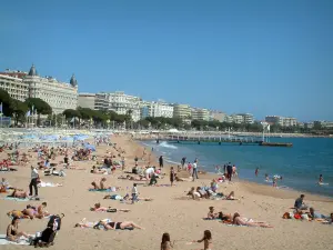 Cannes - Sea and beaches of the Croisette