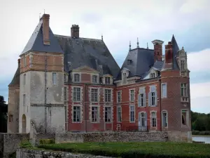 Castello di La Bussière - Castello Pescatori