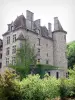 Castello di Pesteils - Castello Pesteils immersa nel verde