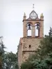 Castelnou - Campanario de la iglesia de Sainte-Marie Mercadal
